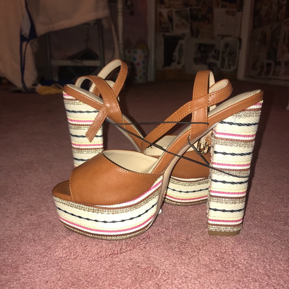 Brown Strappy Wedges *Size 7 *